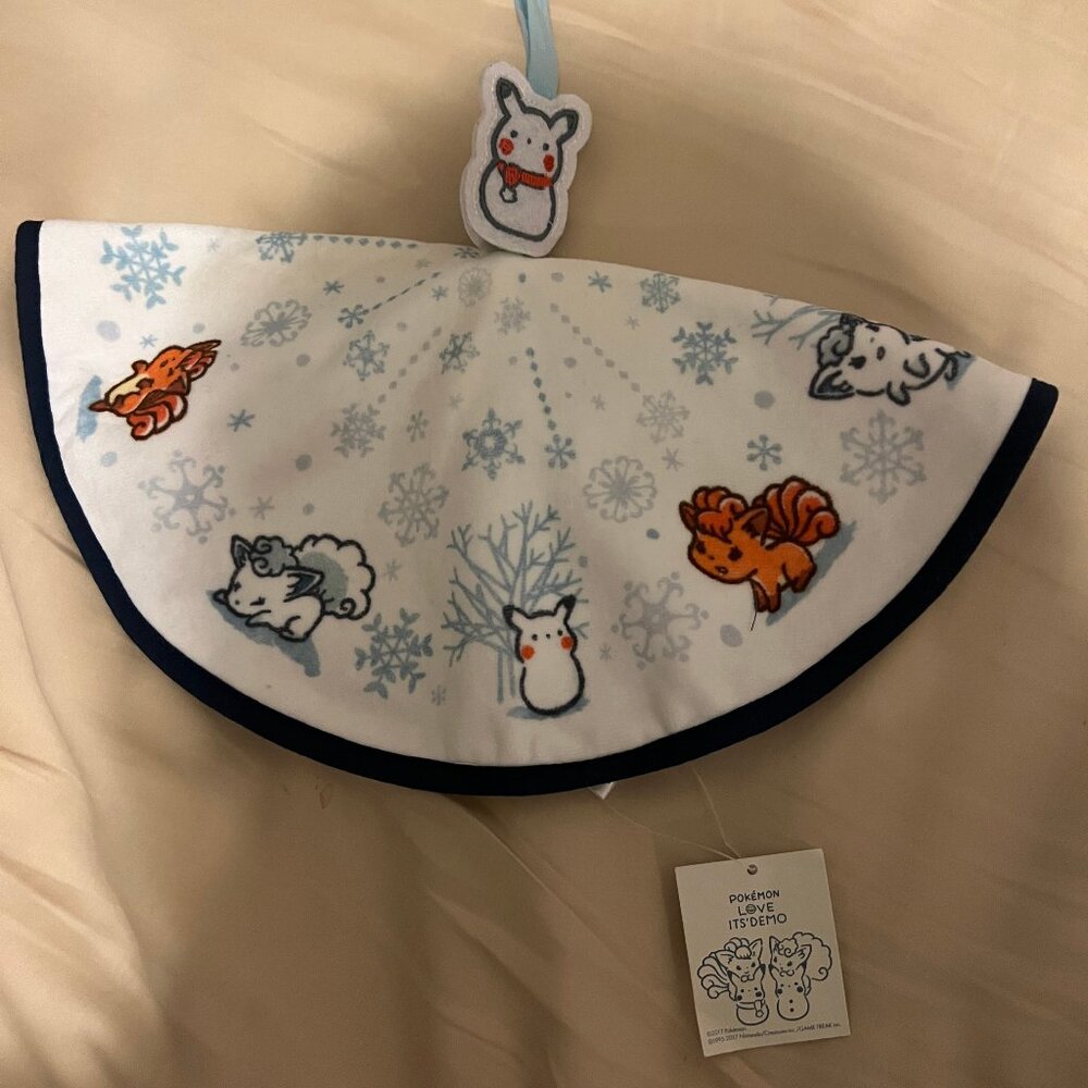 Pokemon ITS DEMO 2017 Collaboration Alolan Vulpix Hanging Kitchen Towel